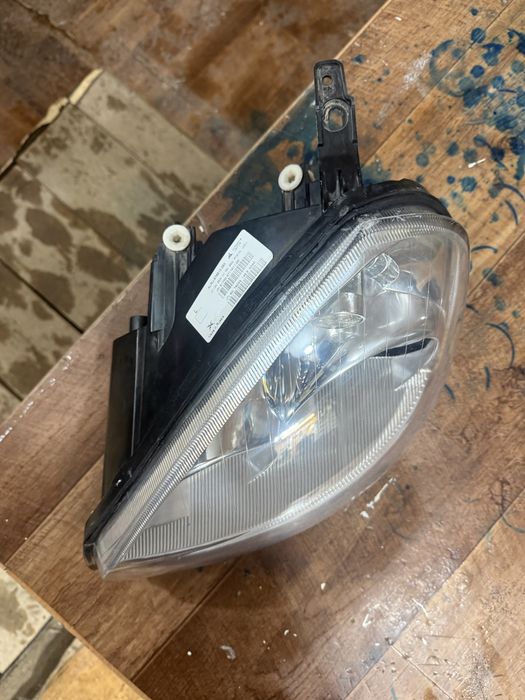Фара приора 1 левая оригинал бош