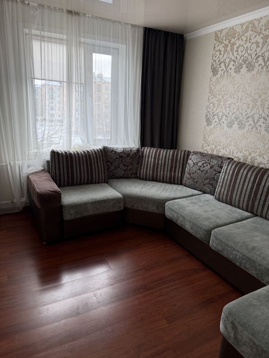 Продается диван угловой