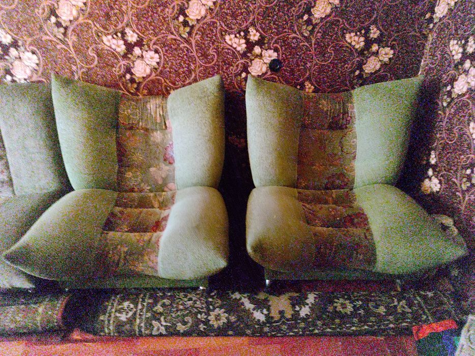 Мягкую мебель  95000  срочно