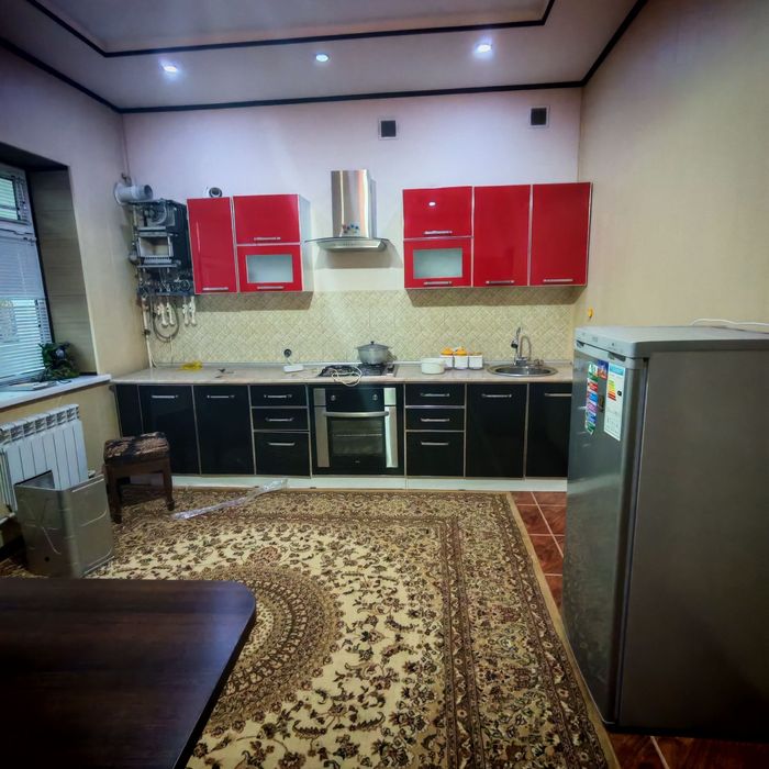 Стадион кучада янги домда 3хонали кв срочна ижарага берилади