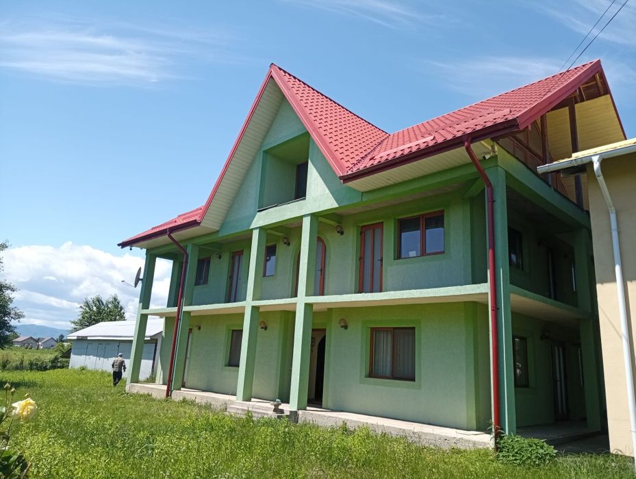 De vanzare casa spatioasa