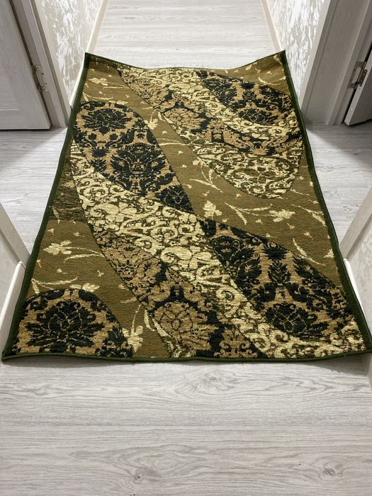 Продам ковровые дорожки