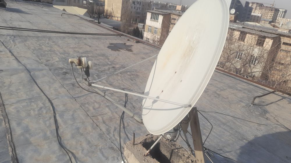 Спутниковый антенна
