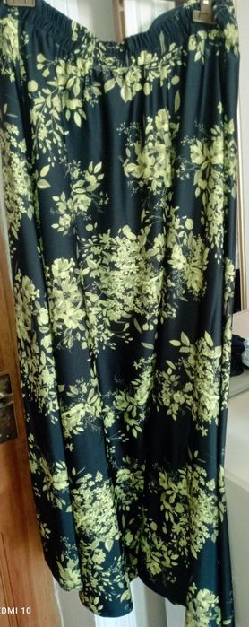 Кофта юбка сотилади