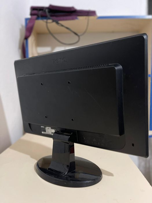 Монитор в sensey хорошем состоянии