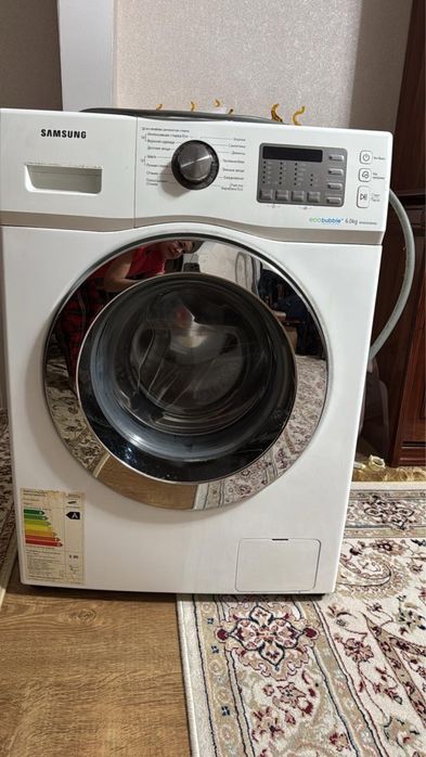 Продам не рабочую стиральную машину