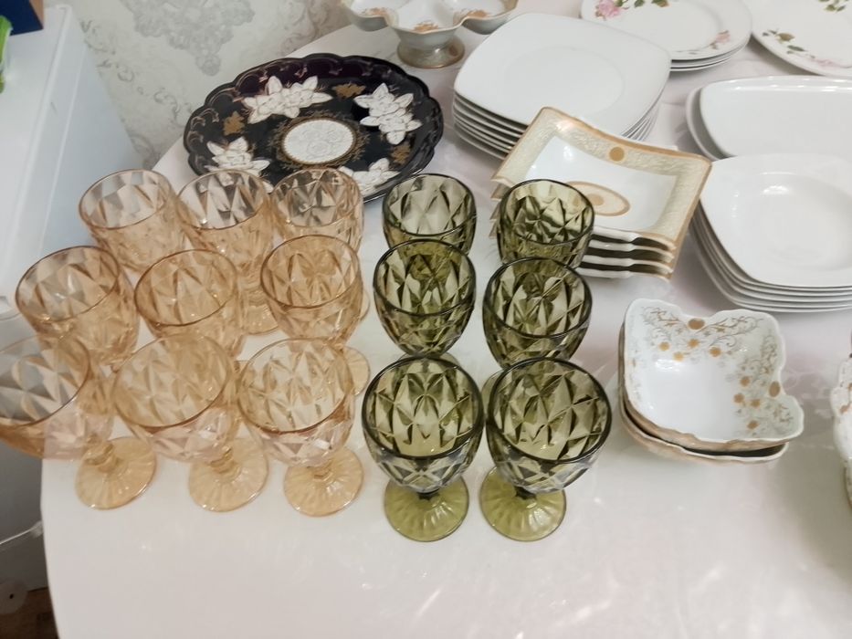 Тарелки разные продам