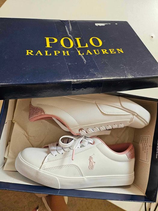 Продавам чисто нови обувки на Polo Ralph Lauren