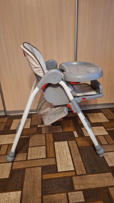 Стул для кормления