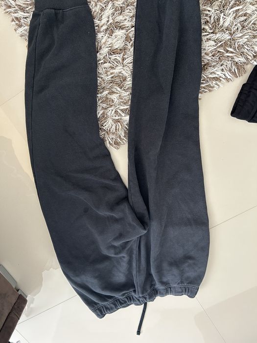 Pantaloni negri nike