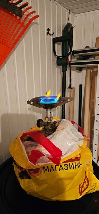 Продавам туристически газов котлон