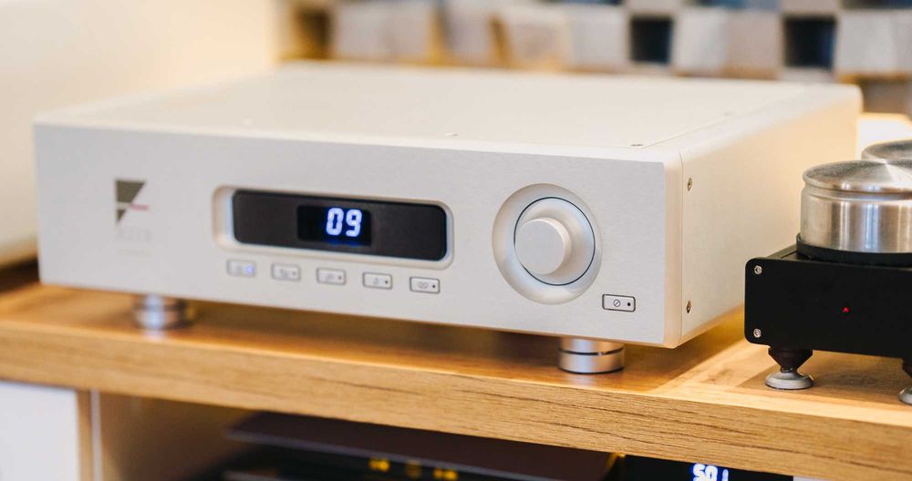 Ayre V-5Xe Evolution + Ayre K-5Xe Evolution