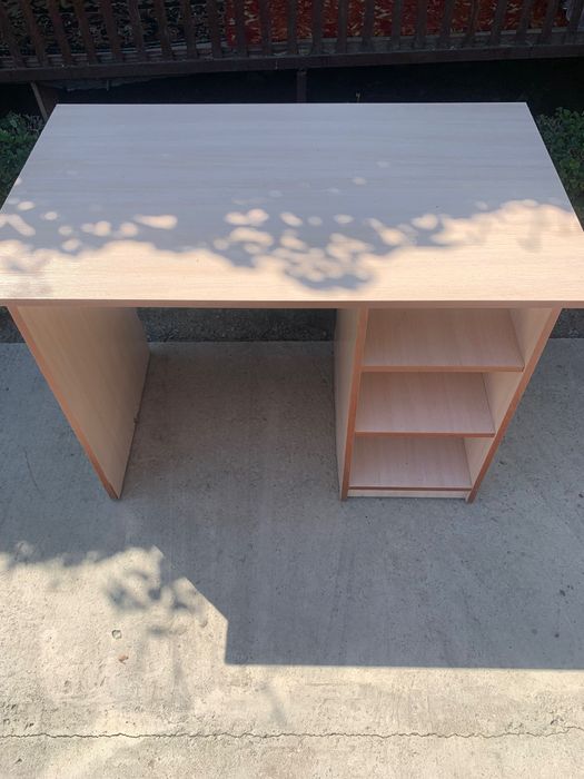 Школьные парты от 0 до 2 класса  со скамеечками  .