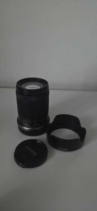 CANNON Eos R50 + 18-45mm + 18-150mm + 50f1,8 + 2 Accu