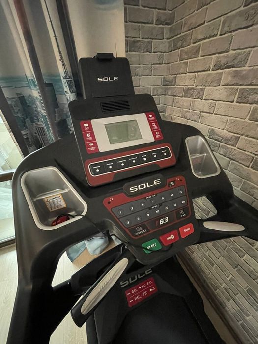 Беговая дорожка Sole F63