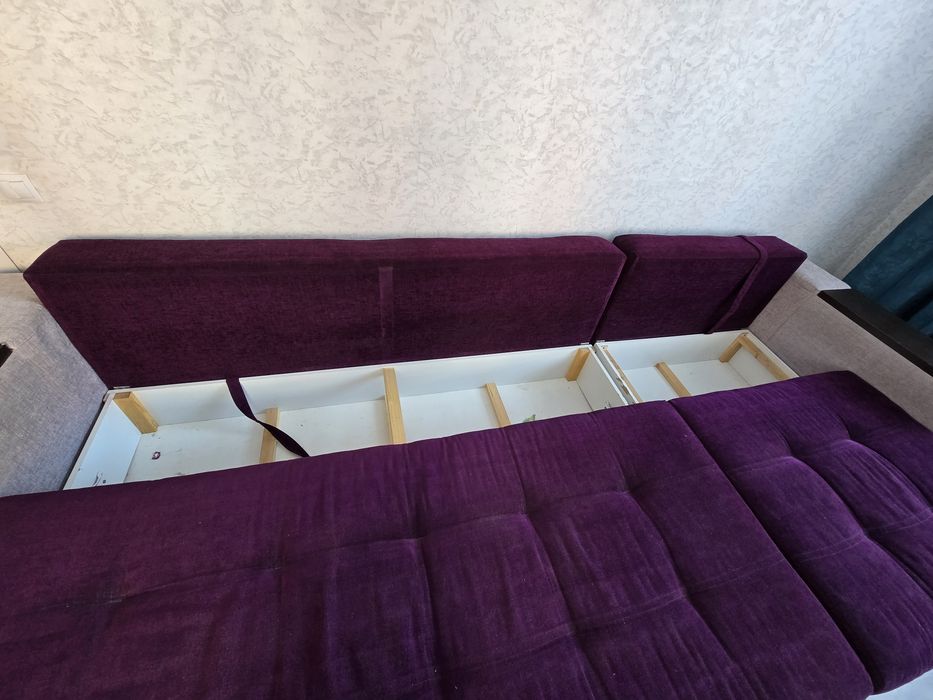 Продам диван 3,5 метра