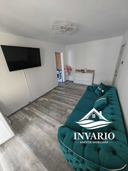 Vand apartament cu 2 camere in Deva