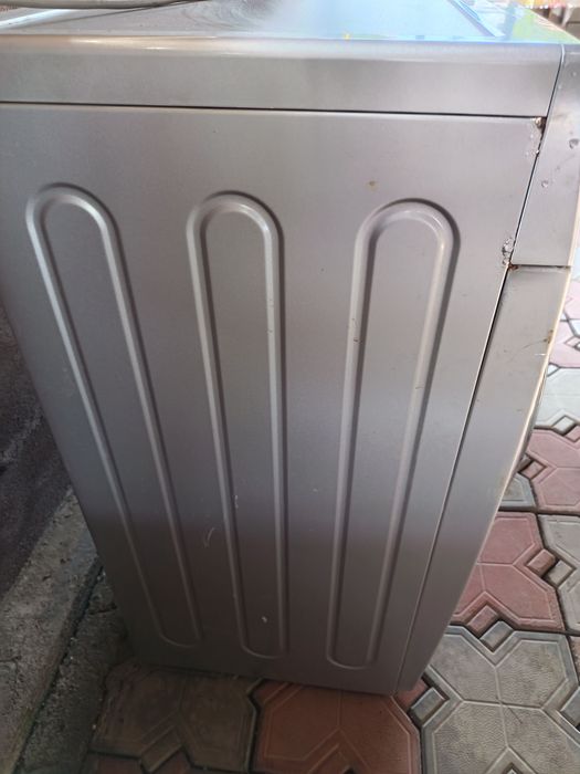 Продам стиральную машину
