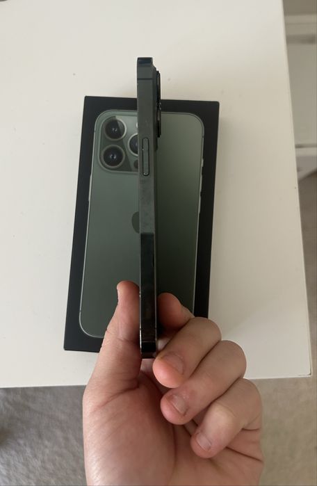 Iphone 13 pro 256г в отличном состоянии