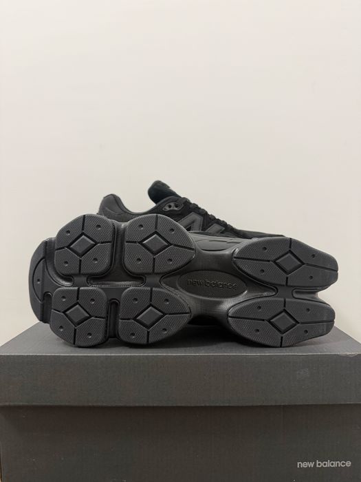 New Balance 9060 “Triple Black” - 44