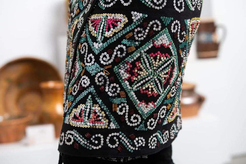 Fotă/Catrință/costum popular/tradițional/folclor/paiete