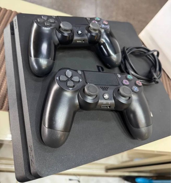 PlayStation 4 Slim 500 ГБ