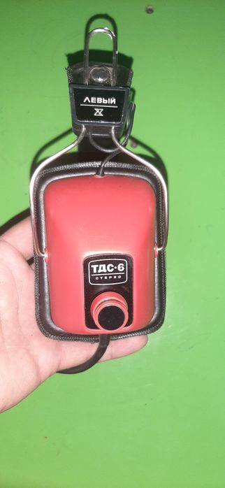 Наушники с проводами, хорошие и качественные