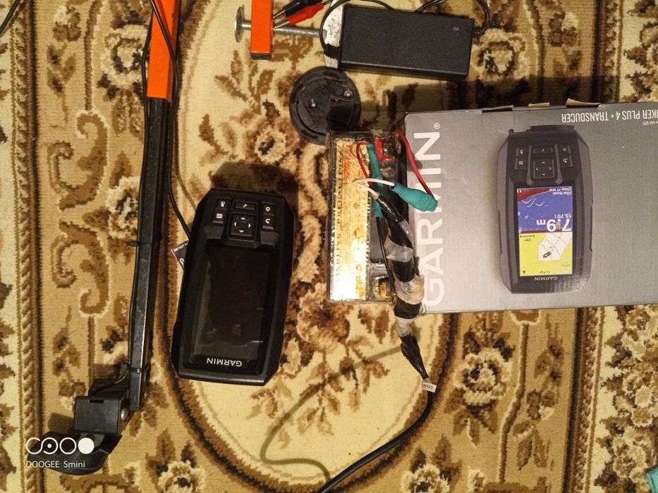 Продам эхолот Гармин в комплекте