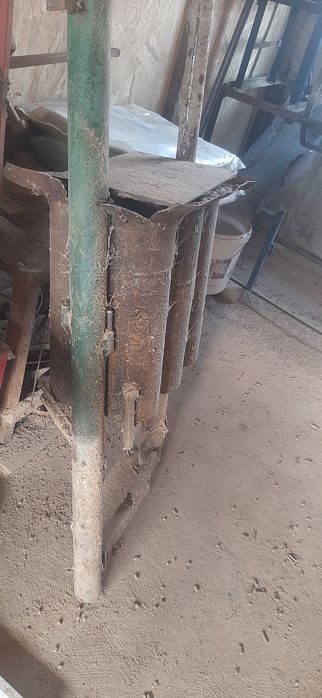 Presa brichete manuala.