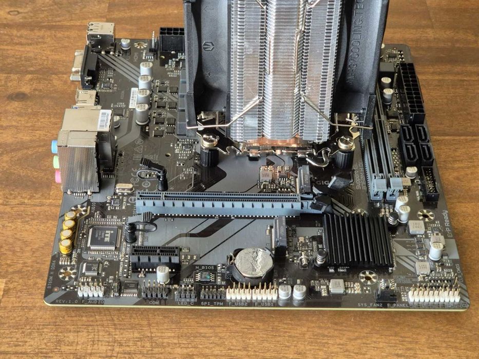 Gigabyte B760M H DDR4 + Intel Core i5-13400F 10-Core + Oхладител