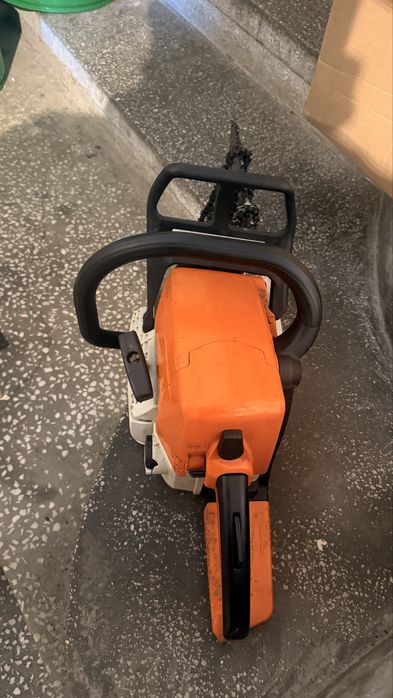 MS 230 Motofierastrau STIHL