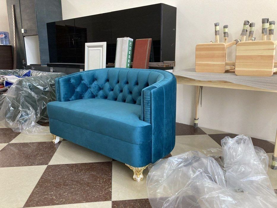 Качественная ресторация мягкой мебели любой сложности