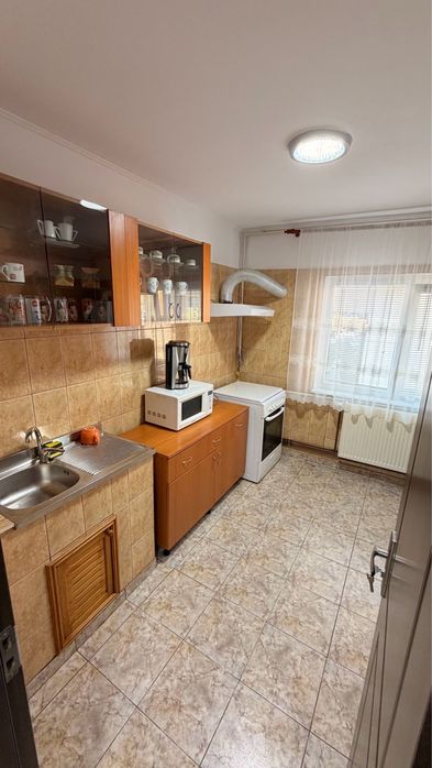 Inchiriez apartament 3 camere Gavana 3 langa Spitalul Judetean Pitesti