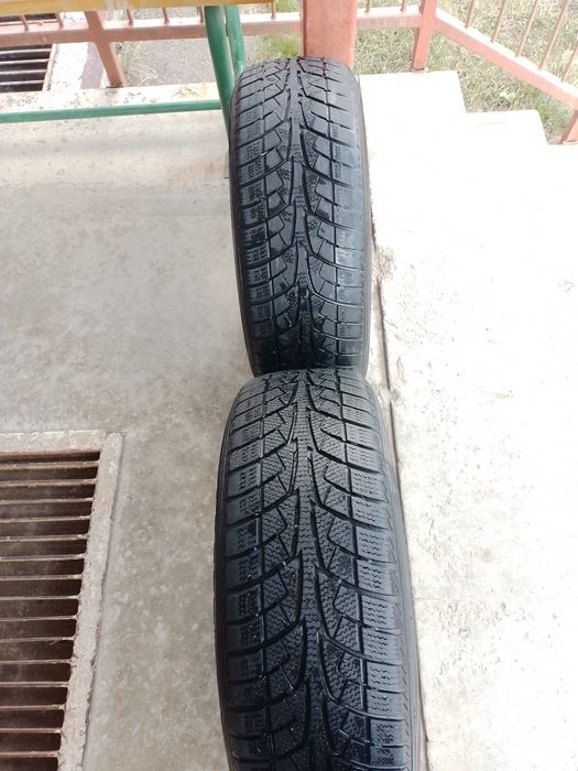 Продам б/у резину R16