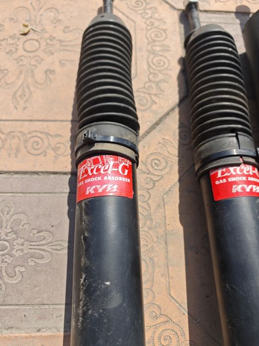 Амортизаторы Kayaba Б/У на Prado 150