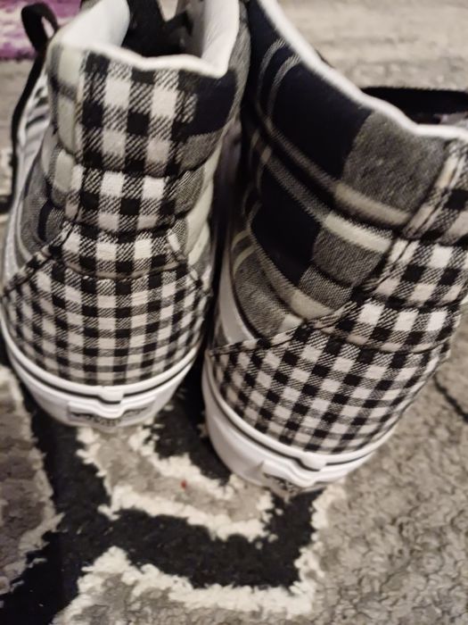 Pantofii sport stare foarte bună