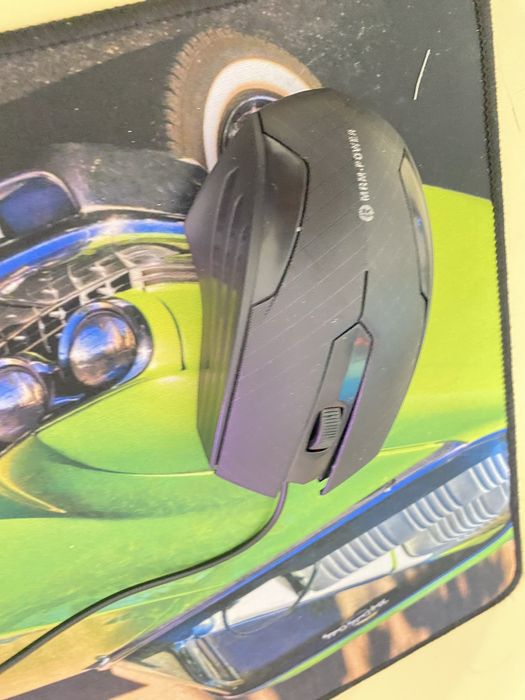 Мышка игровая удобная