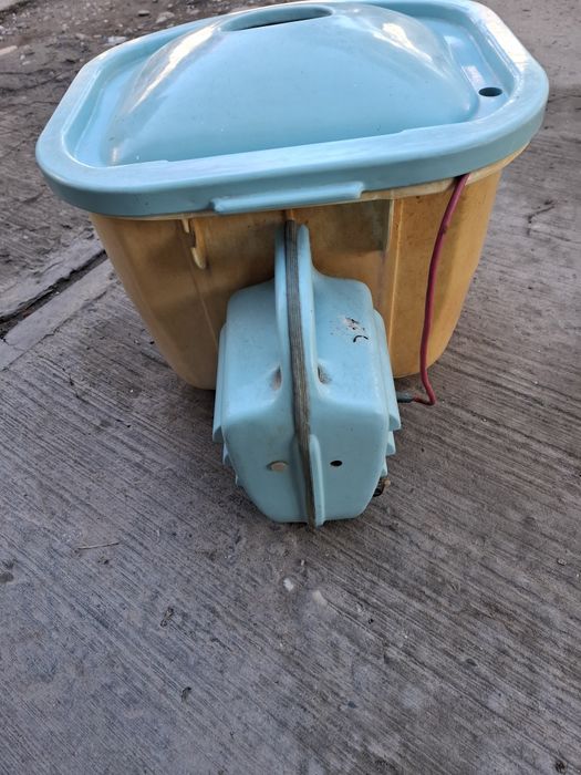 Продаётся стиральная машинка малютка