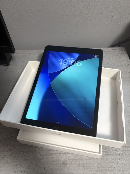 iPad Generatia 9 (9th generation)