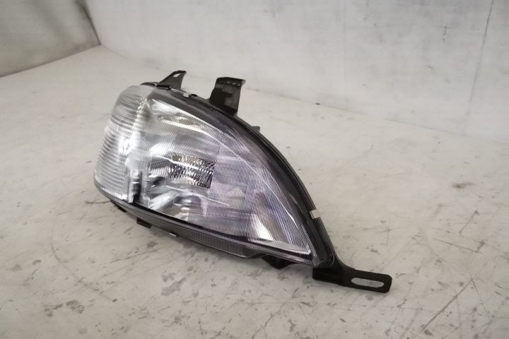 Десен фар Халоген в добро състояние Мерцедес-Бенц / Mercedes-Benz ML W
