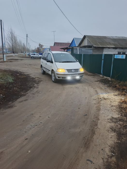 Фольксваген Шаран