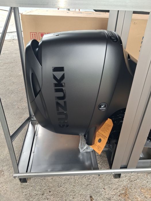 Ocazie!! Vindem  Motoare Barca Suzuki DF 40