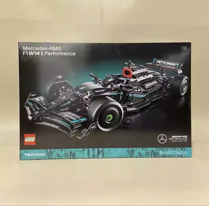 Lego F1 Mercedes AMG