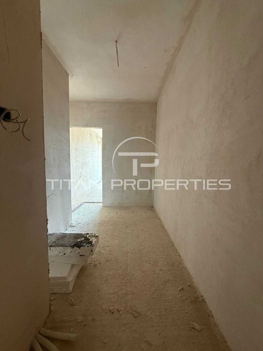 Продава се Тристаен апартамент в Пловдив, Тракия - 142 кв.м за 818 €/кв.м - Снимка #2