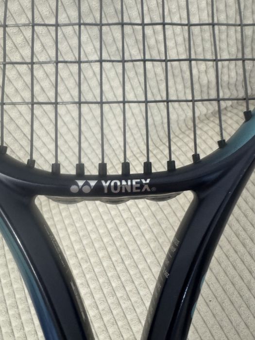 Rachetă tenis Yonex Ezone 100