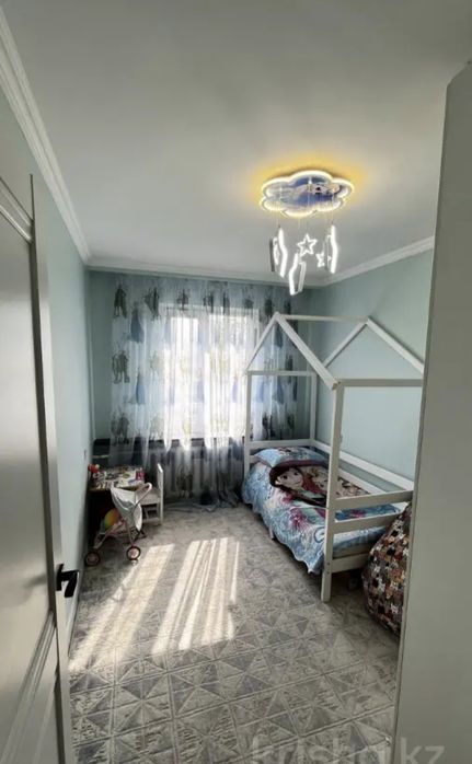 4х комнатная квартира в Алмате