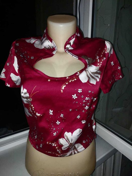 Женские майки кофты сарафаны