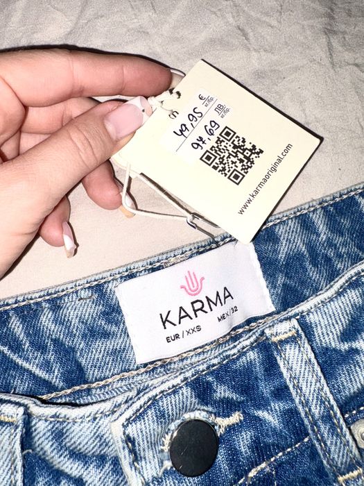 Чисто нови дънки на Карма с етикет