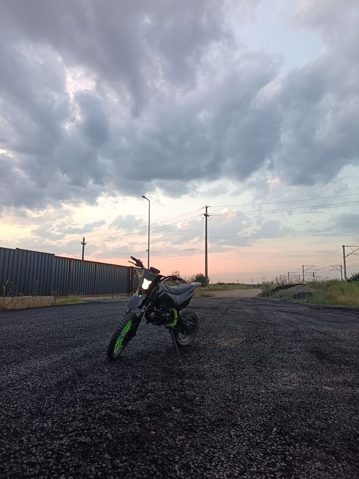 Vând kxd huricane 125cc