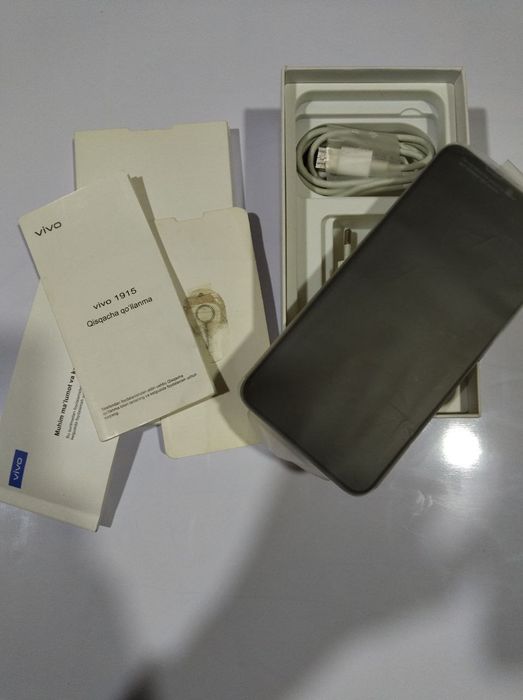 Vivo Y 19 Black 128GB